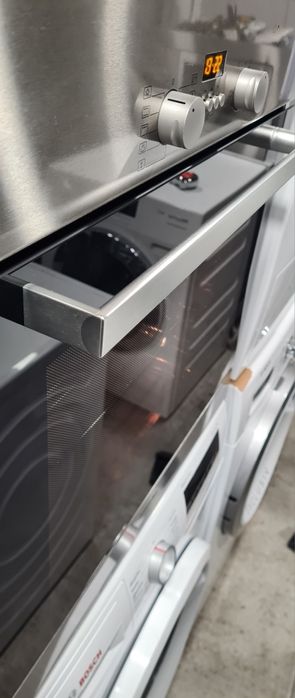 Фурна за вграждане Miele H4215B
