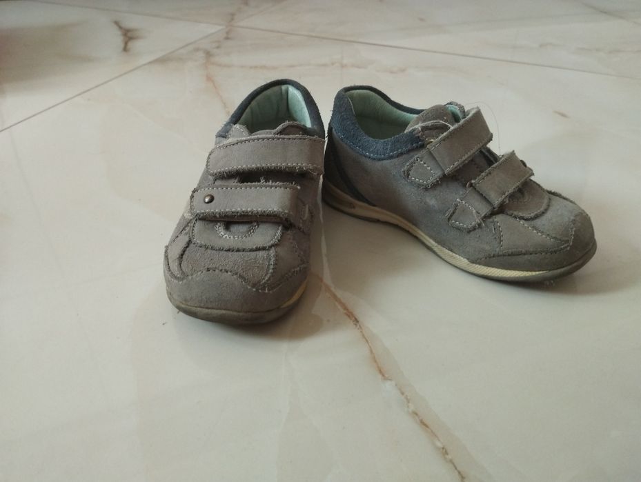 Обувки,маратонки,кецове и пантофи