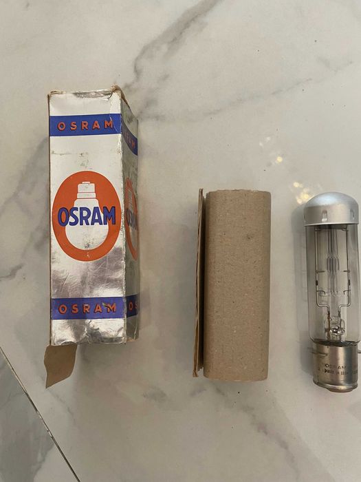 Philips Lampa Bec BMW far proiector P28s, 100V 1000W 500W Sylvania