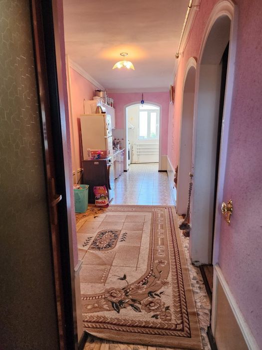 Арендага 3.хонали уй метро беруний оилага  кизларга берилади