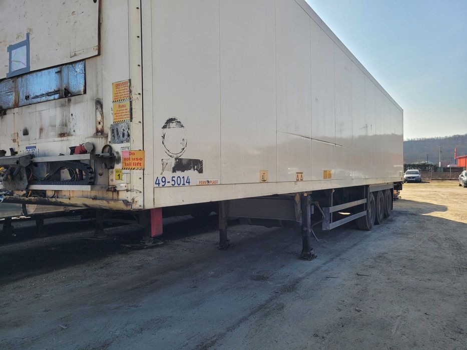 Sasiu semiremorca frigorifica cub schmitz axe saf rezervor roti picioare