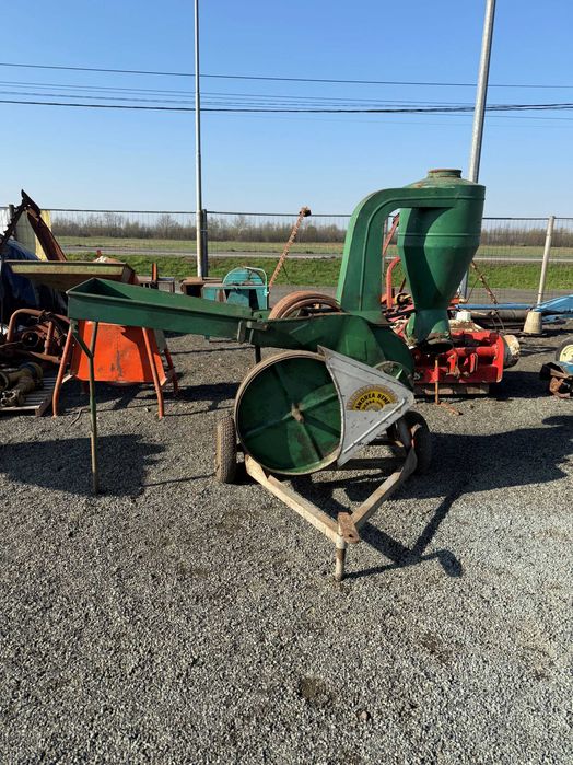 Moară de măcinat cu ciclon, dupa tractor, Agrotab Maramures