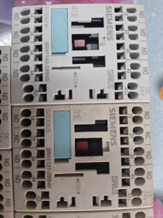 Contactori Siemens  24vdc