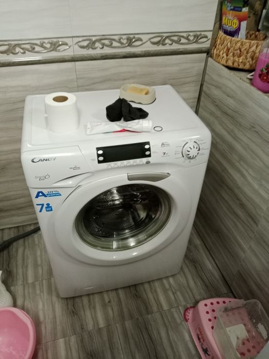 Продам стиральную машину