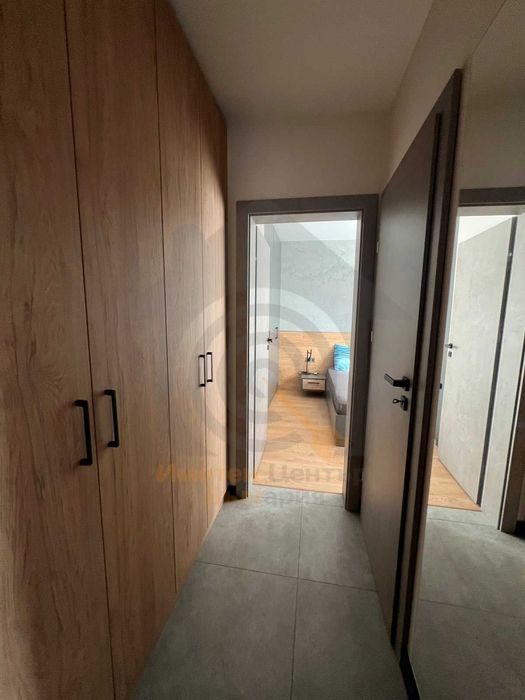 Двустаен апартамент в Зона Б19