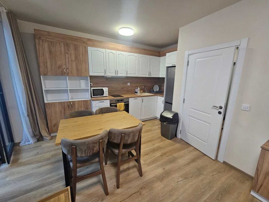 Продава се Двустаен апартамент в Пловдив, Младежки Хълм - 68 кв.м за 1223 €/кв.м - Снимка #1