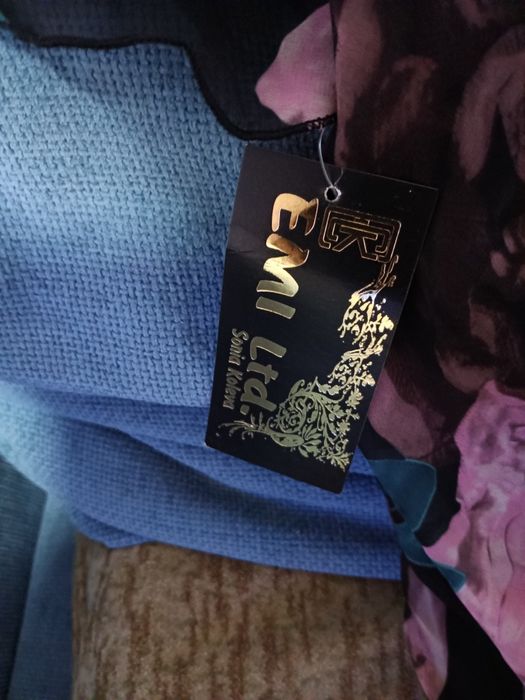 Костюми и рокли-60евро