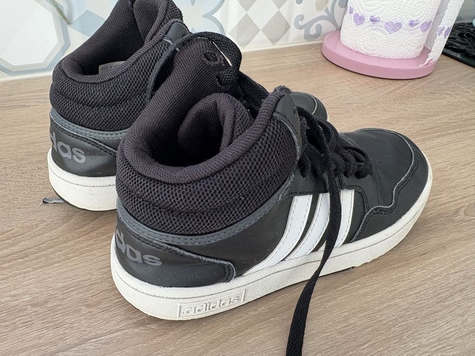 Кецове adidas за момче