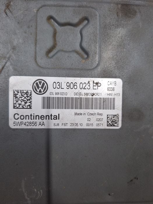 Компютър двигател за Volkswagen Polo 1.6 TDI 2012г