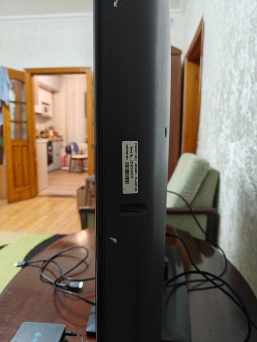 Продаю Телевизор LG