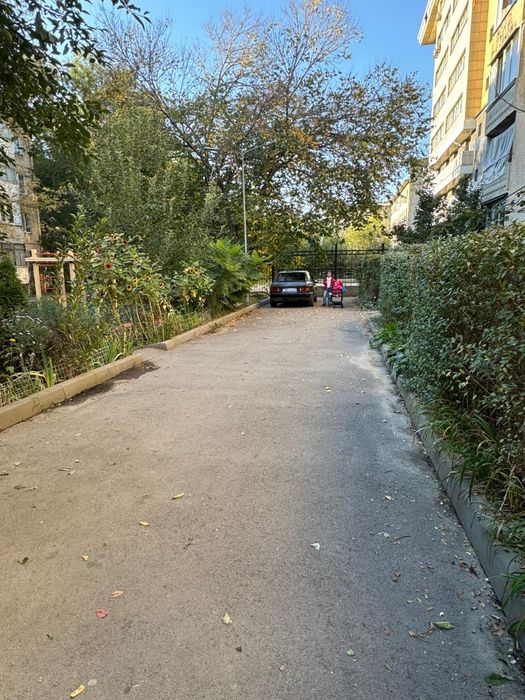 Продам квартиру 4 комнатную