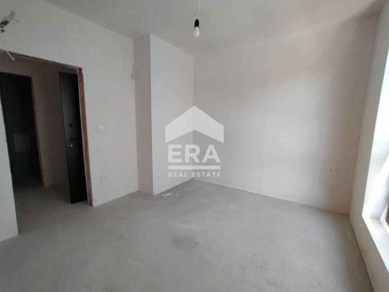 Продава се Тристаен апартамент в Варна, Бриз - 80 кв.м за 1785 €/кв.м - Снимка #7