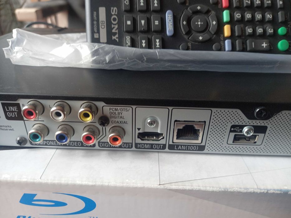 Blu-ray Disc/DVD SONY BDP-S280. Камера  Панасоник.