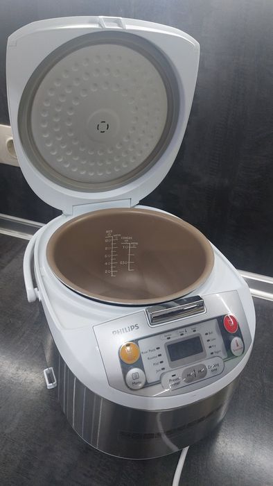 Мултикукър Philips