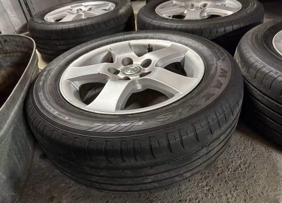 Продам диски от камри 35