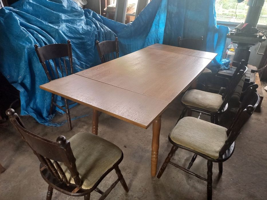 Разтегателна маса