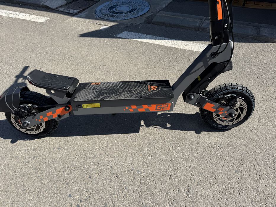 Vand tritineta electrica kukirin aproape noua !