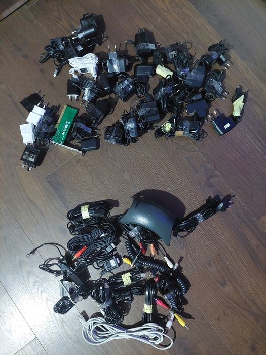 Incarcatoare și cabluri ( Citiți tot anunțul)