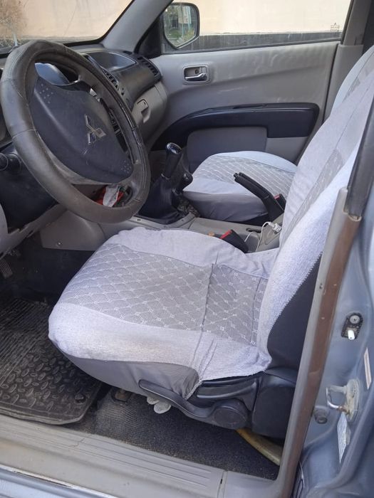 Митсубиси L200 пикап