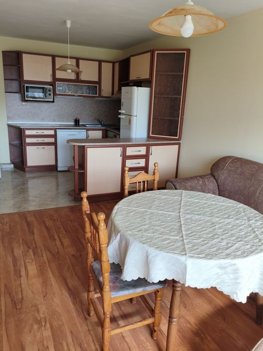 Дава се под наем Тристаен апартамент в Варна, Аспарухово - 54 кв.м за 448.8 € - Снимка #4
