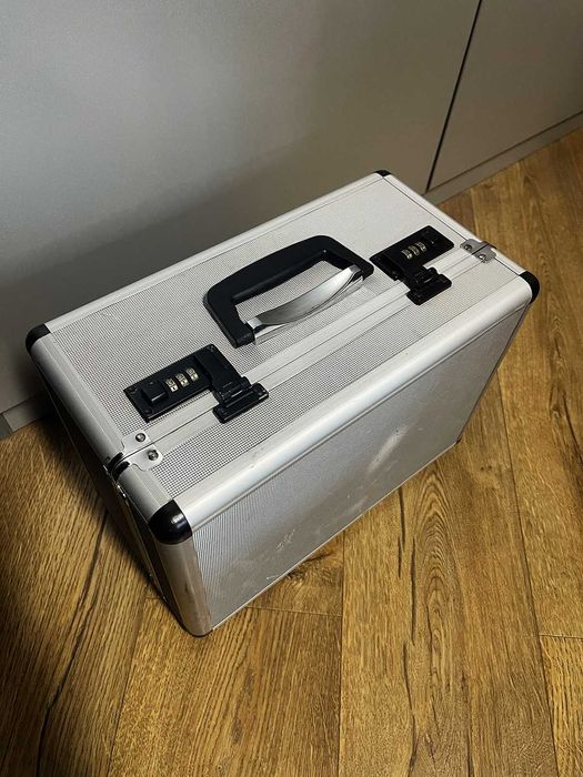 Кейс / чемодан / ящик для дрона и оборудования