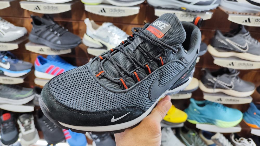 Кроссовки распродажа качество премиум класса