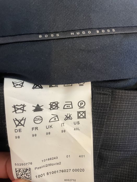 Costum barbati lana pura Hugo Boss L