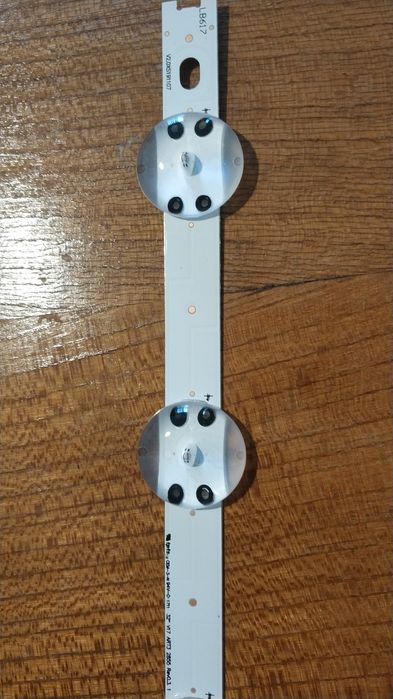 Диодна лента  32" V17 ART3 2855 REV0.3 LB617