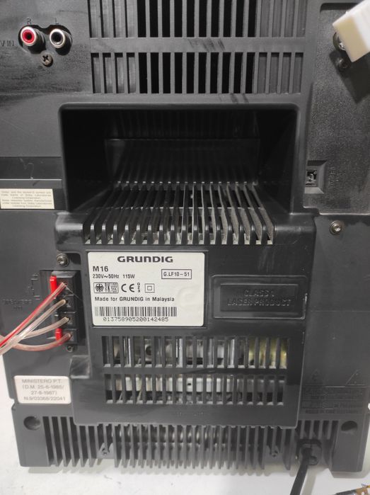 Grundig combina audio