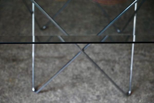 Masă vintage cu picioare Eiffel și blat hexagonal din sticlă teșită, a