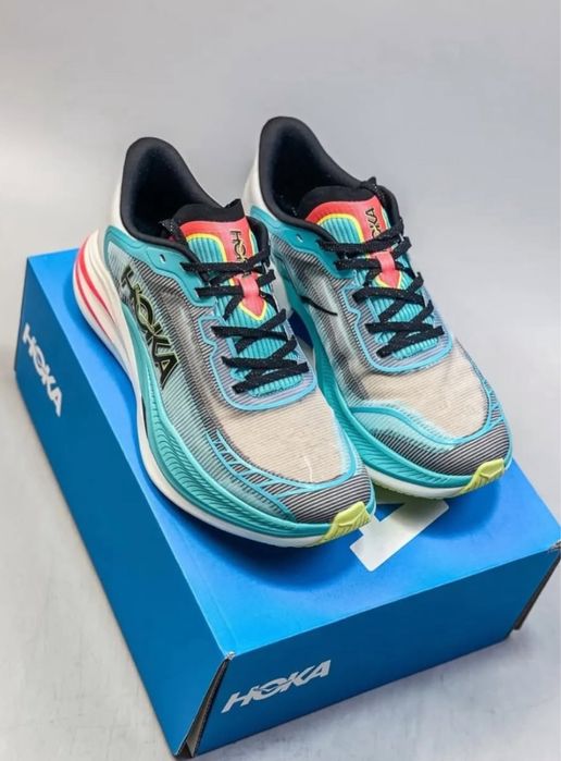 Нови мъжки маратонки Hoka Cielo X1 2.0 налични 41 и 42