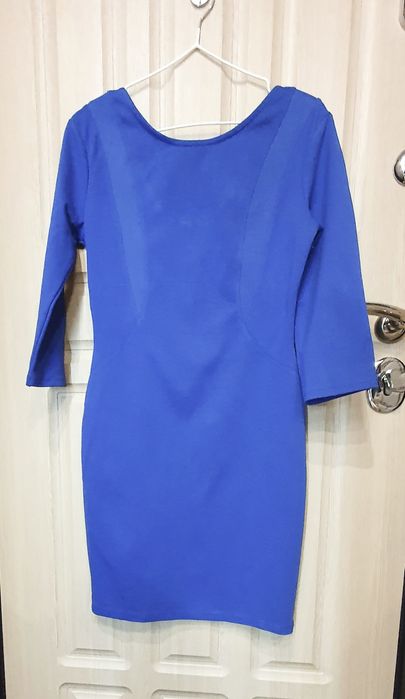 Платье футляр  .