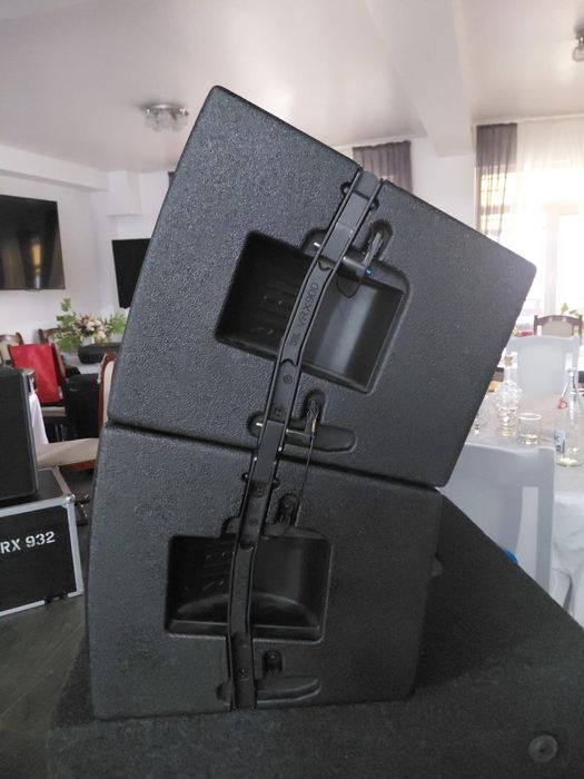 Boxe originale JBL VRX932LA,ușor negociabil