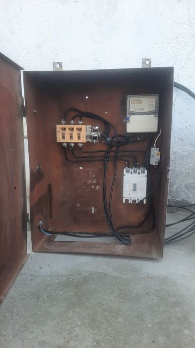 Продам 3фазный трансформатор в КОМПЛЕКТЕ