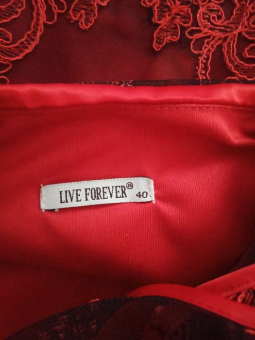 Продаётся вечерняя платье.