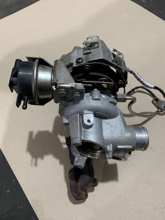 Turbo : 04L253010B , Audi A3 8V, Q3 / VW Golf 7, Passat B8