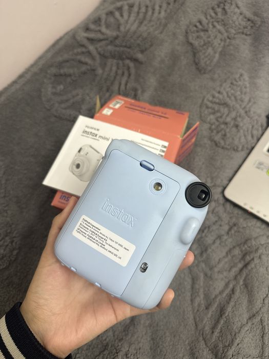 instax mini 12.
