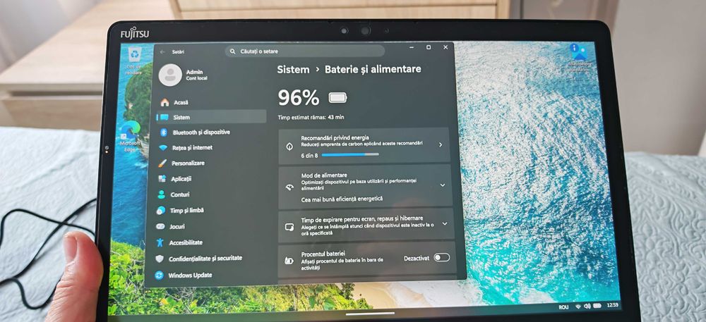 Tabletă Windows / Laptop Ecran Tactil 13.3" Fujitsu Stylistic Q738 i5-8350 8Gb ram 256Gb SSD , windows 11, japan cu dock