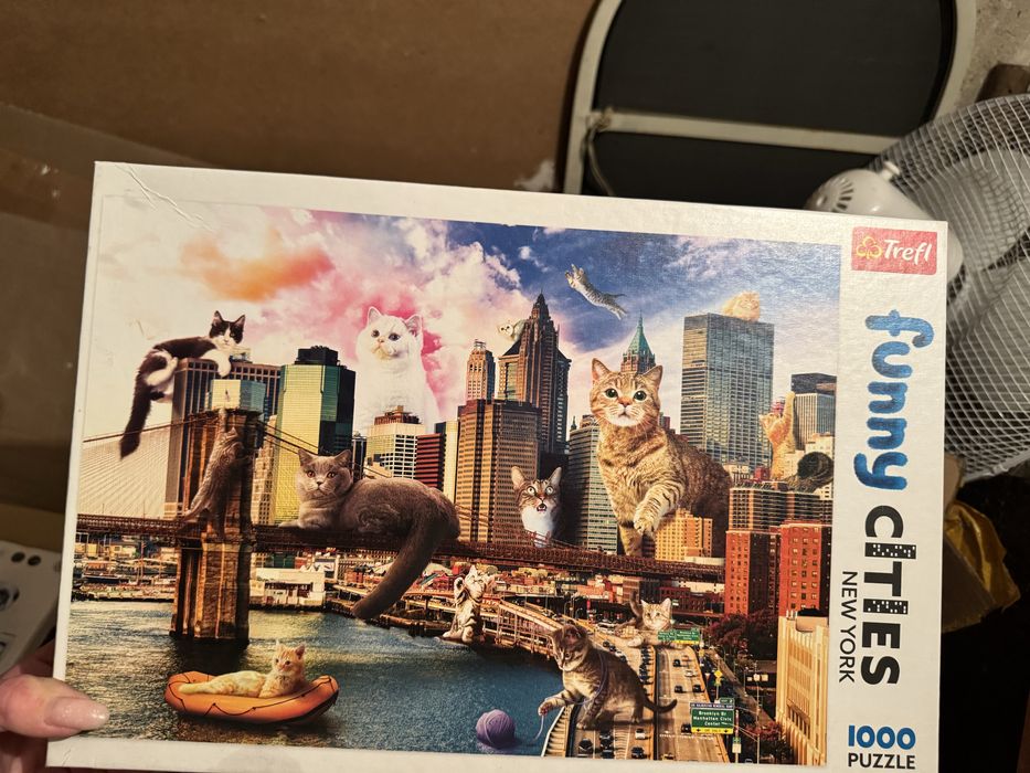 Продаются пазлы