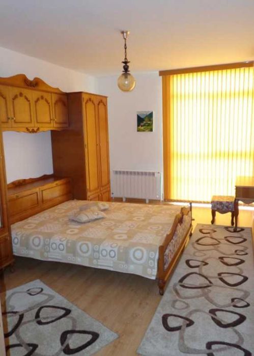 Дава се под наем Тристаен апартамент в Пловдив, Център - 90 кв.м за 321.3 € - Снимка #1