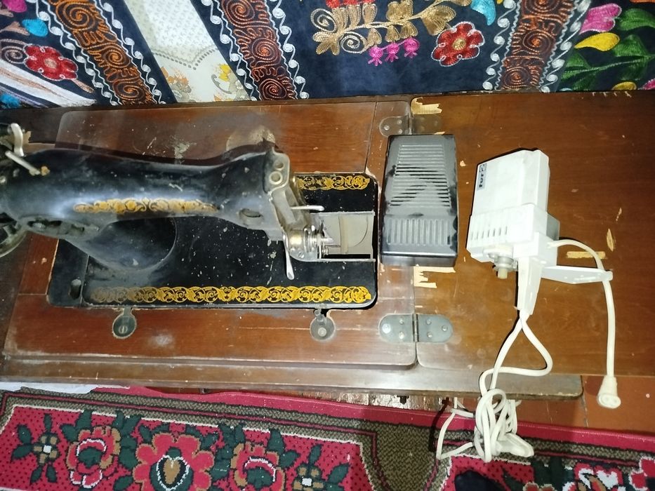 Tikuv mashinasi sotiladi ishlidi mator bor