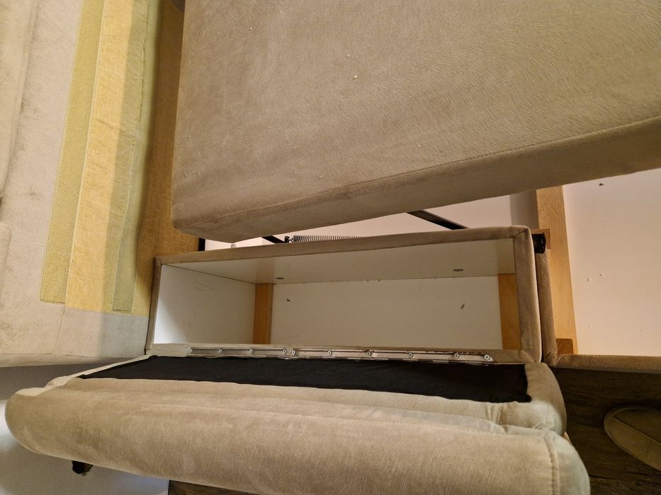 Colțar in forma de U