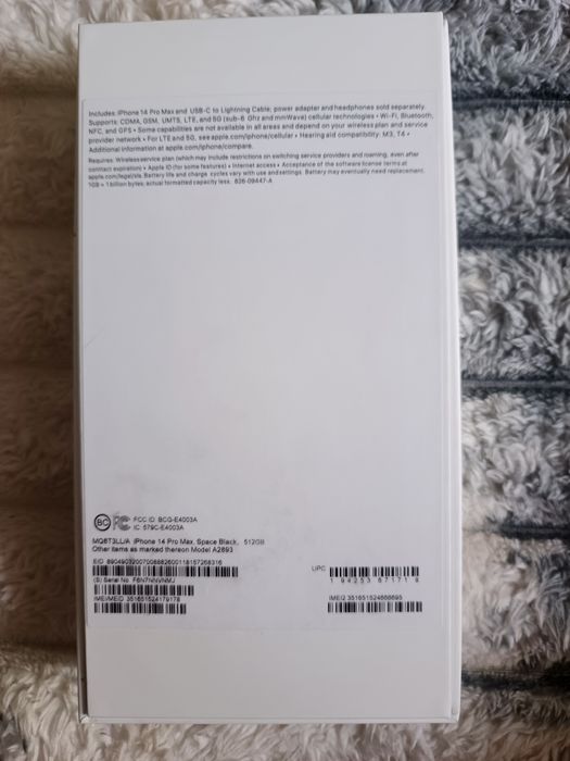 Срочно  продаю телефон IPhone 14 pro Macs
