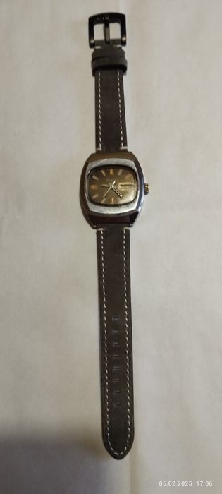 Руски часовник "Ракета"