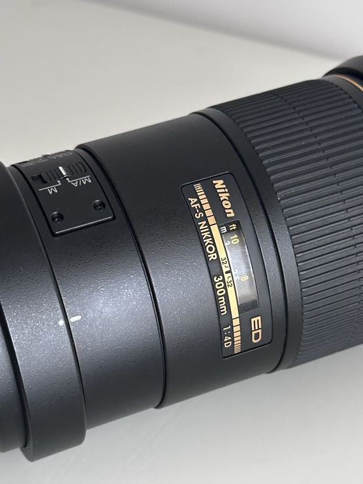 Obiectiv Nikon   300mm f/4D ED, AF-S Nikkor