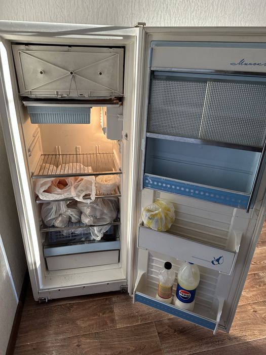 Продам холодильник