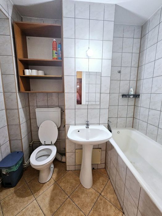 De inchiriat ap  cu o cameră în regim hotelier