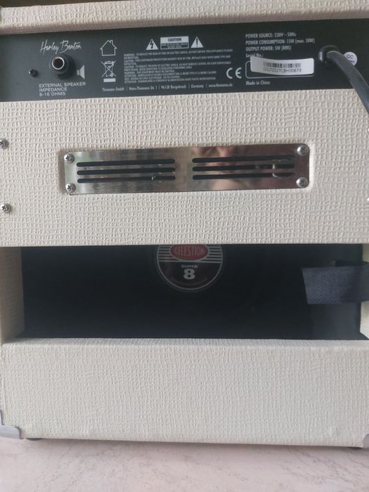 Комбоусилитель Harley Benton ламповый