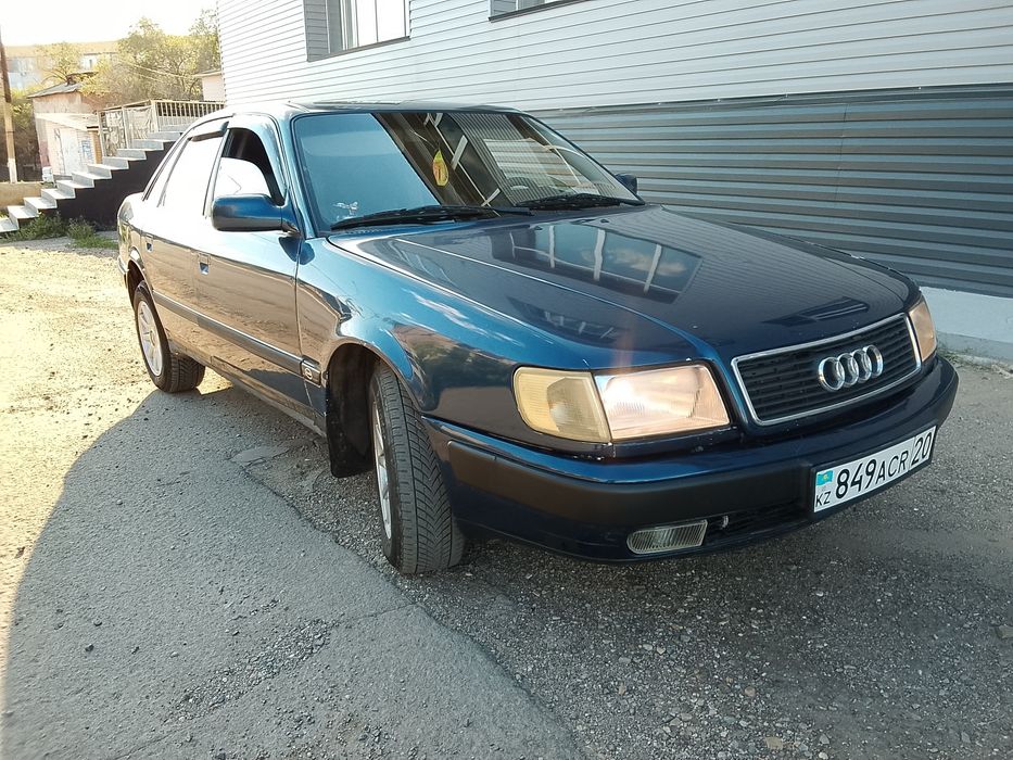 Ауди 100 с 4 v 6