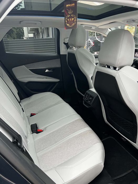 Peugeot 3008 PureTech 130 2019